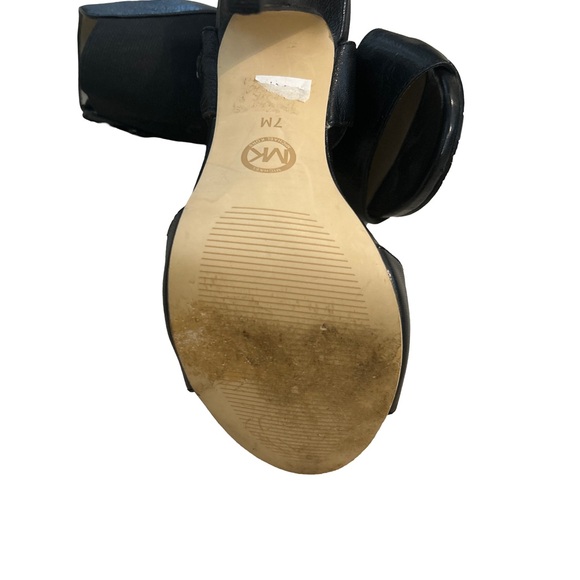 Michael Kors shoes - Picture 5 of 6